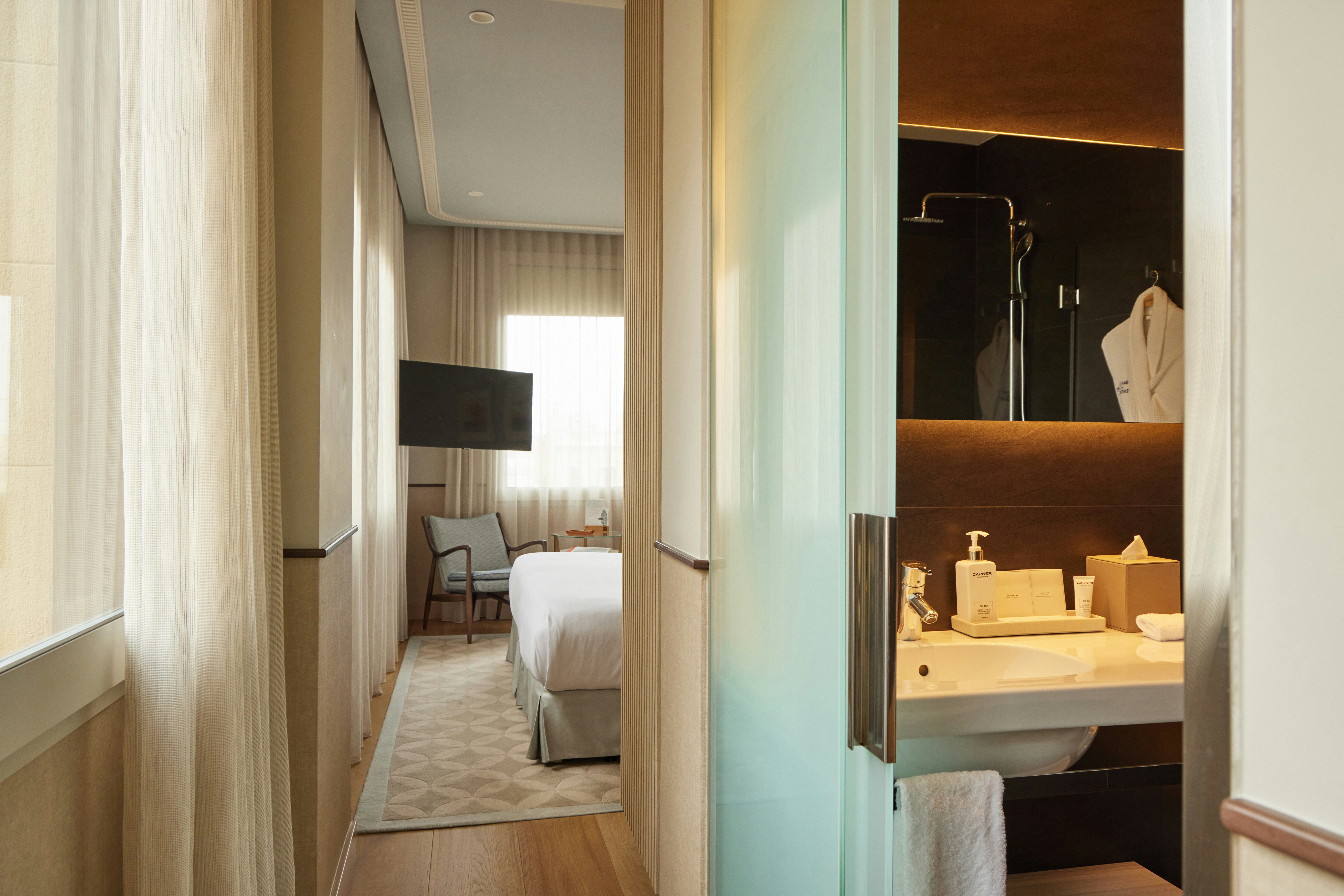 GRAND HOTEL CENTRAL 36/37