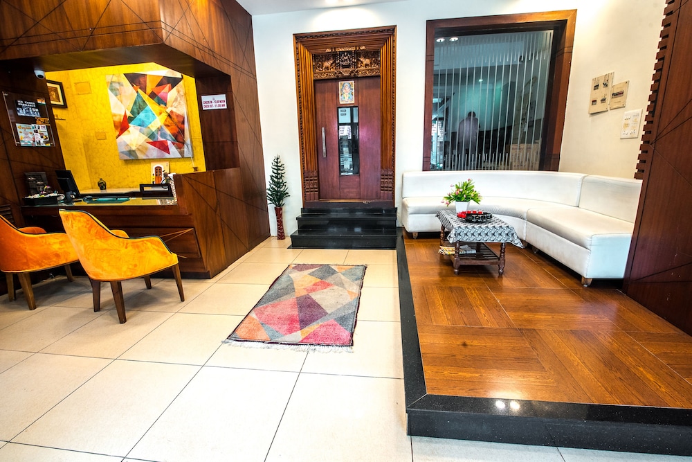 OYO Rooms off Aurobindo Ashram 55/65