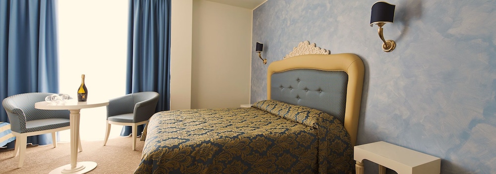 Palace Hotel la Conchiglia D Oro 10/76