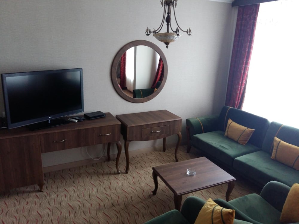 Cihan Hotel 38/49