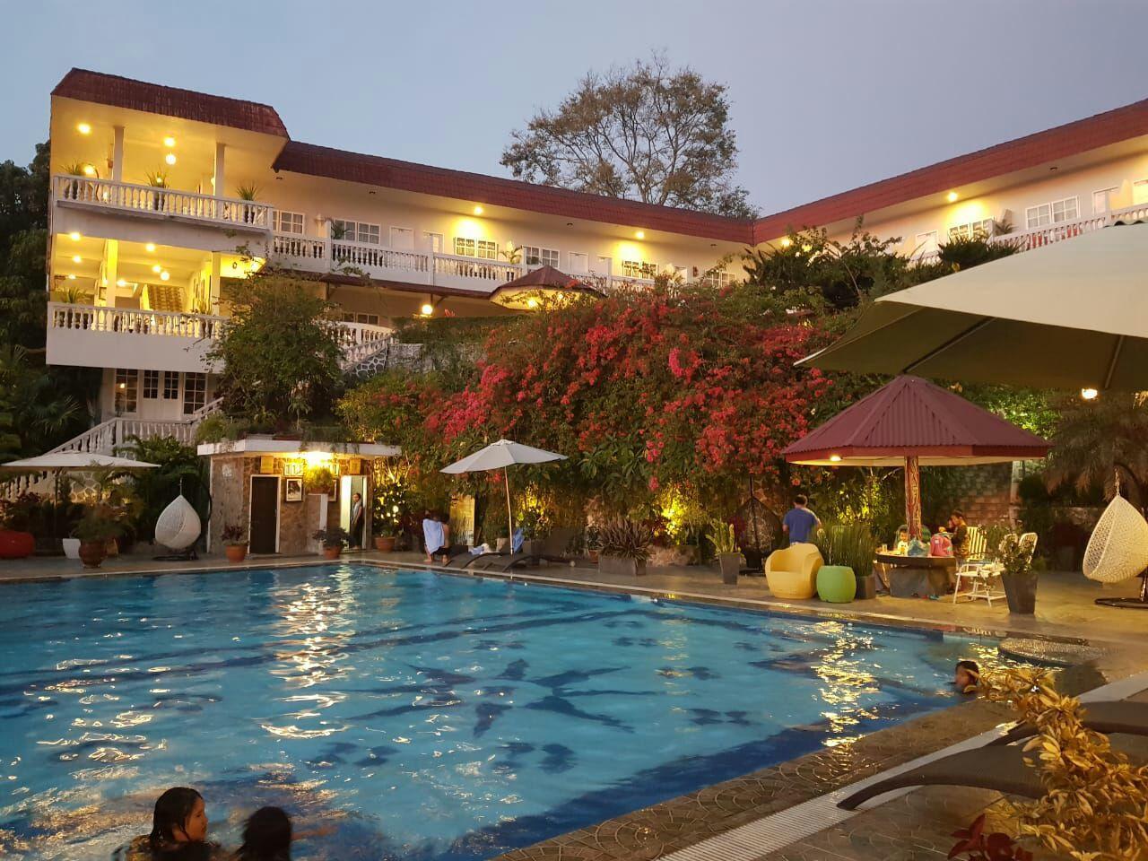 Parapat View Hotel 4/15