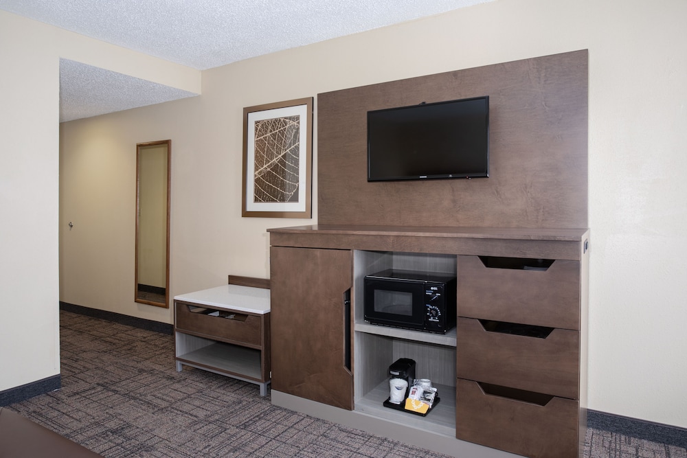 HAMPTON INN JONESBORO 29/39