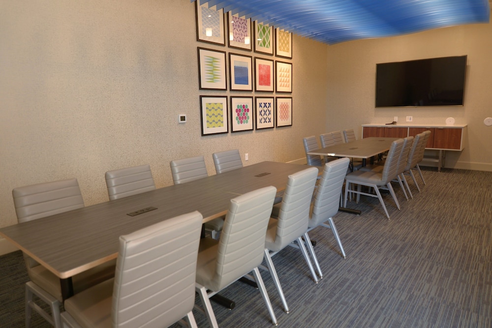 Holiday Inn Express and Suites Onalaska - La Crosse Area 64/71