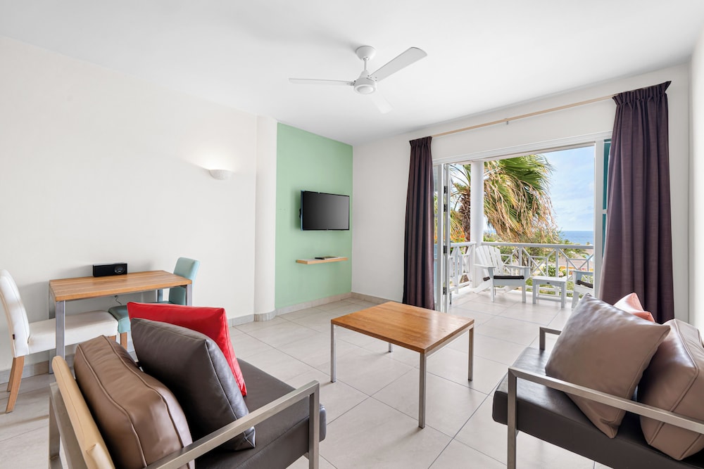 Chogogo Dive & Beach Resort Curacao 30/50