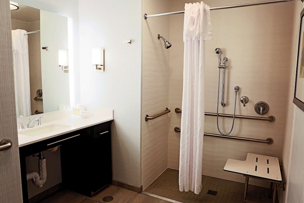 Homewood Suites by Hilton Asheville-Tunnel Road 17/51