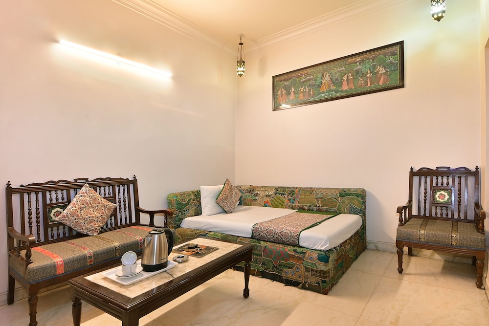 Jyoti Mahal A Royal Heritage Hotel 37/50