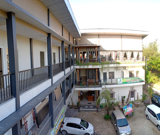 Bandengan Beach Hotel 11/11
