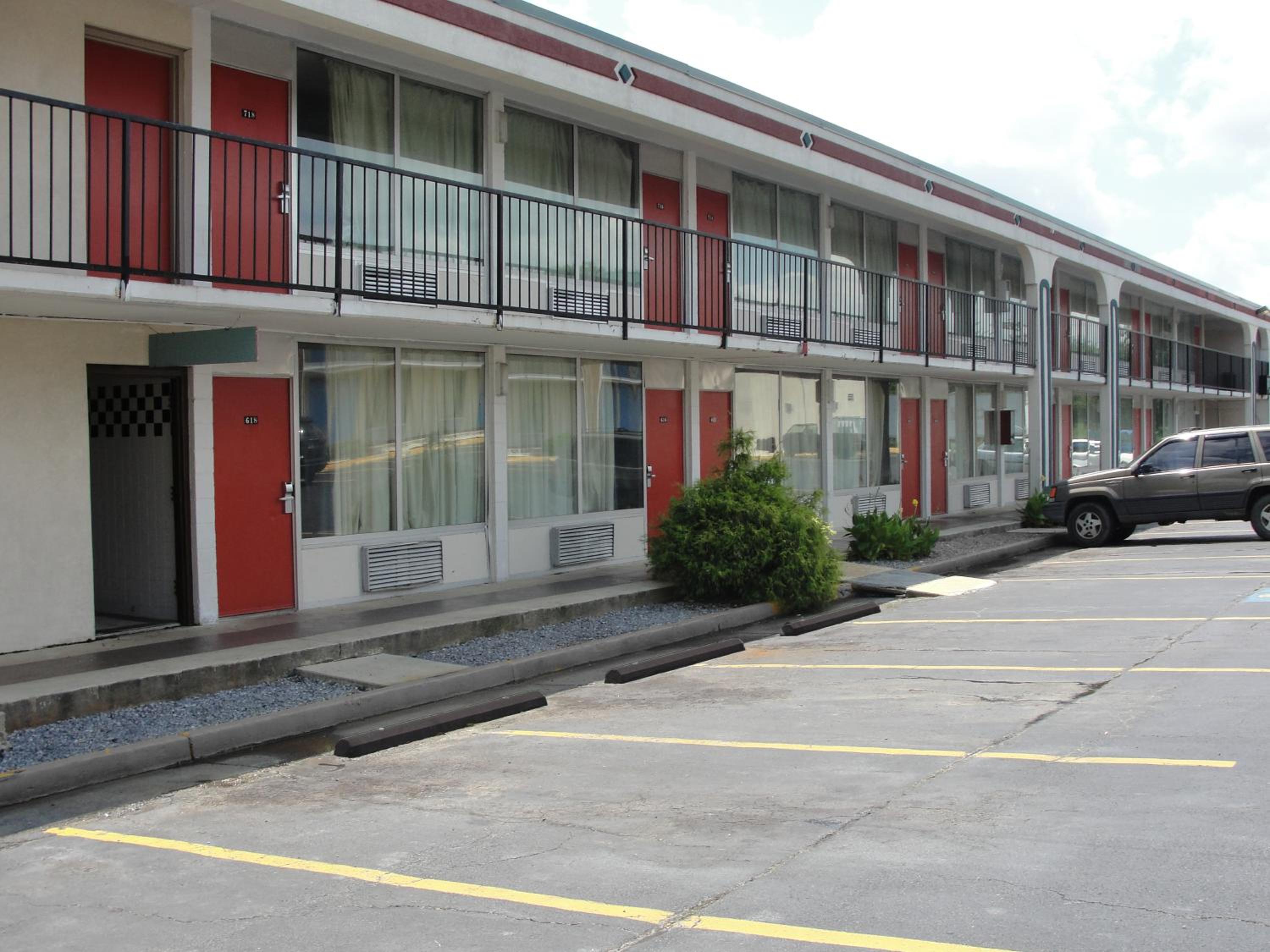 Budget Inn Alcoa By Magnuson Worldwide 20/24