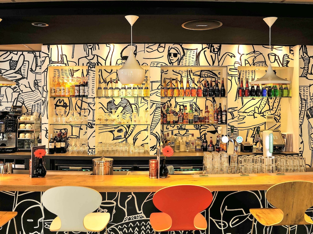 Ibis Rotterdam City Centre 50/64