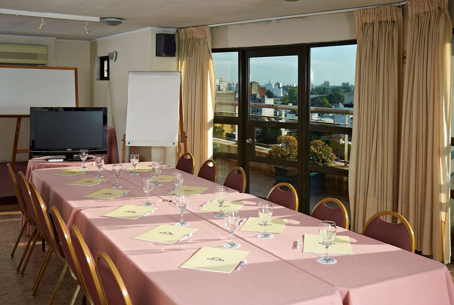 Alfa Suites 43/45