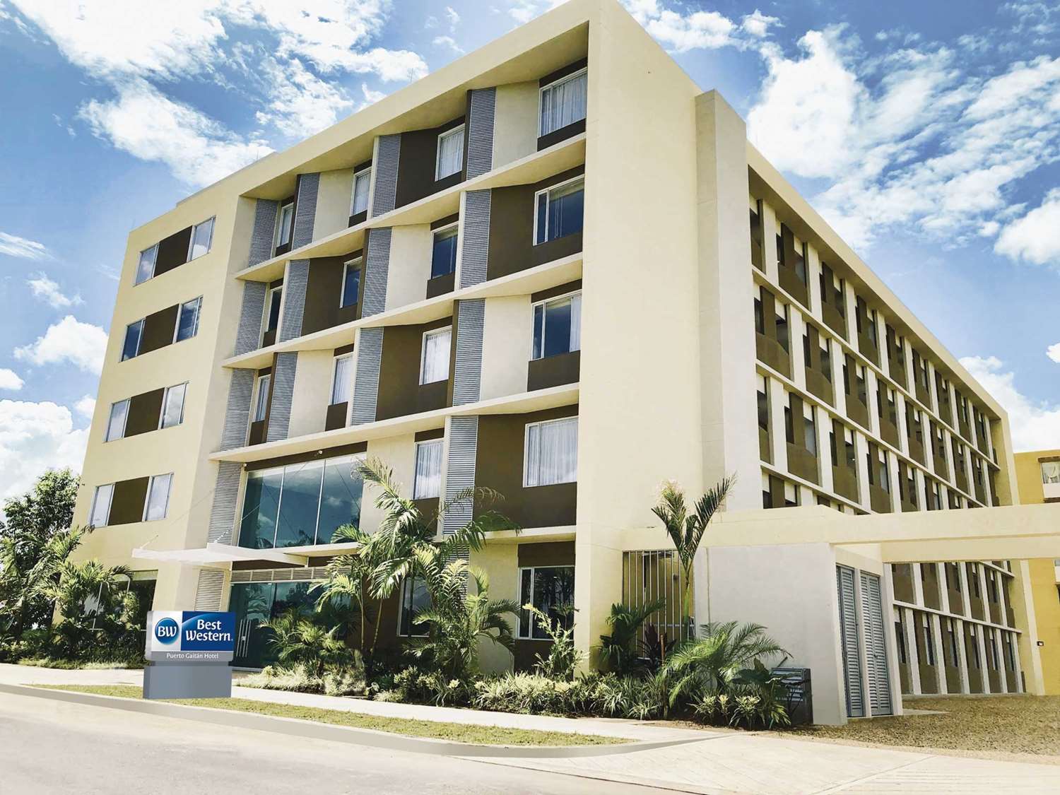 Best Western Puerto Gaitan Hotel 2/17