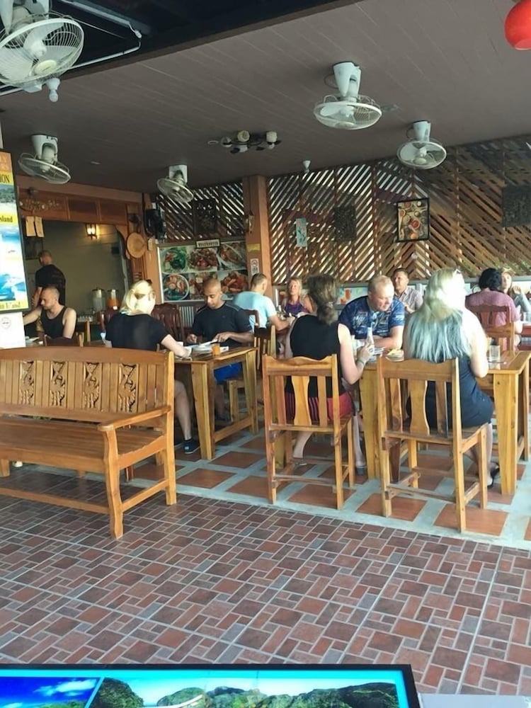 Srichada Hotel Khaolak 66/73