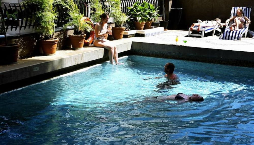 Fariyas Hotel Mumbai 47/50