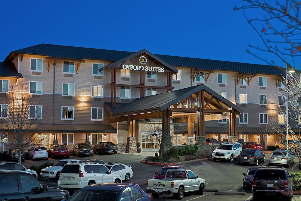 Oxford Suites Silverdale 55/59
