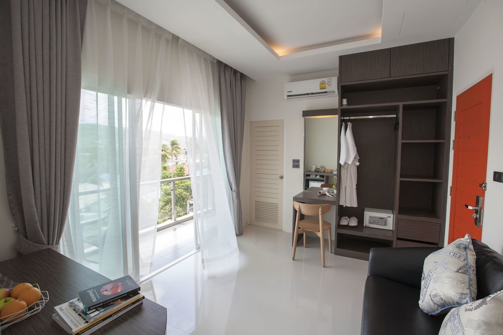 The Elysium Residence 54/72