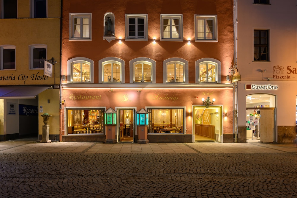 Hotel & Restaurant Ludwigs 3/72