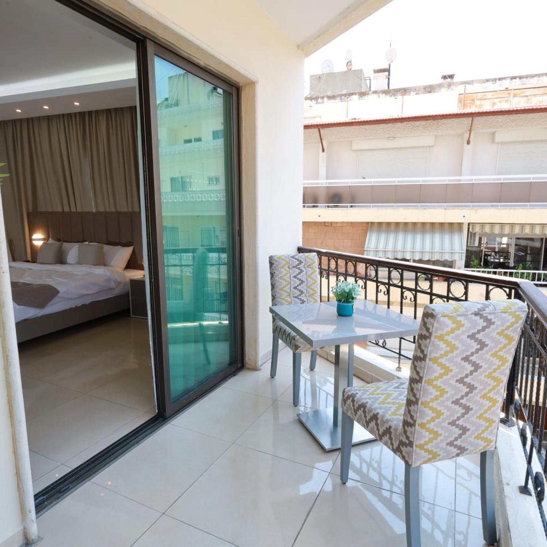 Palm Boutique Suites Hotel, Beirut 24/25
