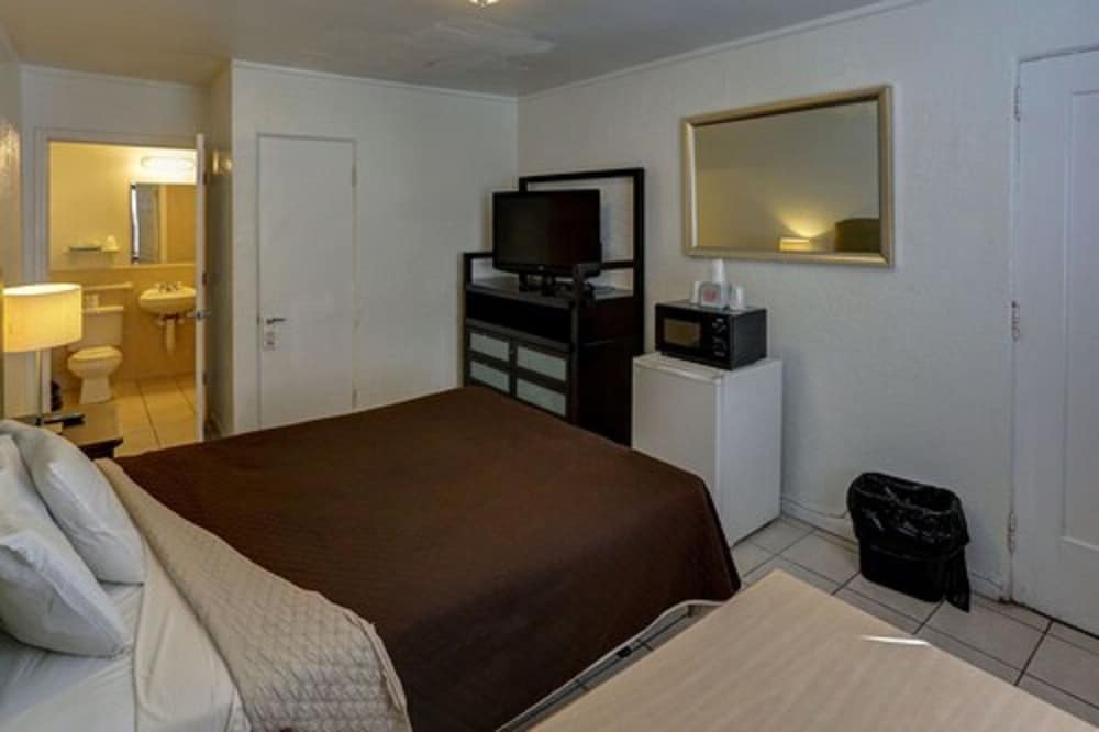 Richard s Hotel 20/65
