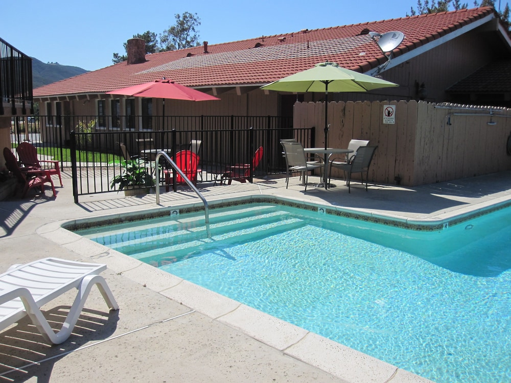 Rancho California Inn 10/43
