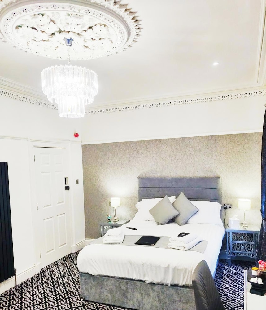 Serendipity House 14/49