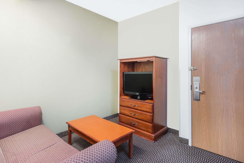 Ramada By Wyndham Columbia 40/51