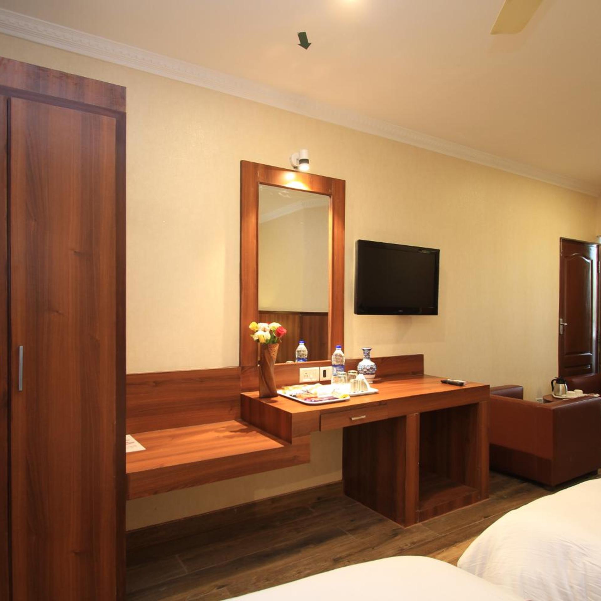 Hotel Empire International Koramangala 42/50