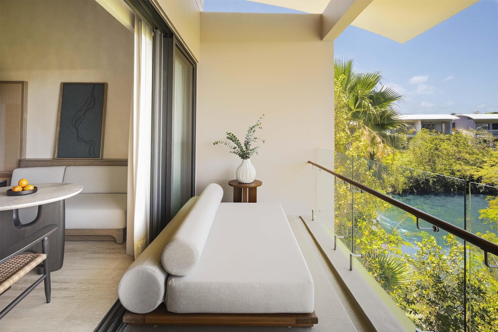 Room, King Bed, Lagoon View، Andaz Mayakoba Resort Riviera Maya - a concept by Hyatt 8/10