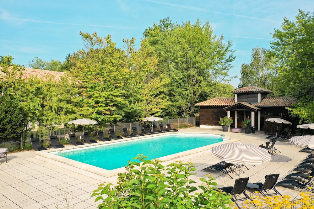 GOLF AND HOTEL DU GOUVERNEUR-MONTHIEUX 4/55