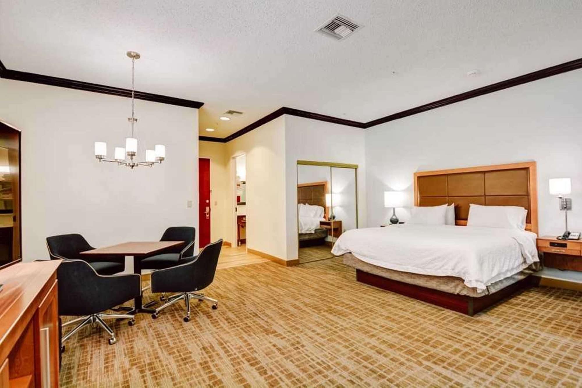 Studio, Suite, King Bed, Sofa