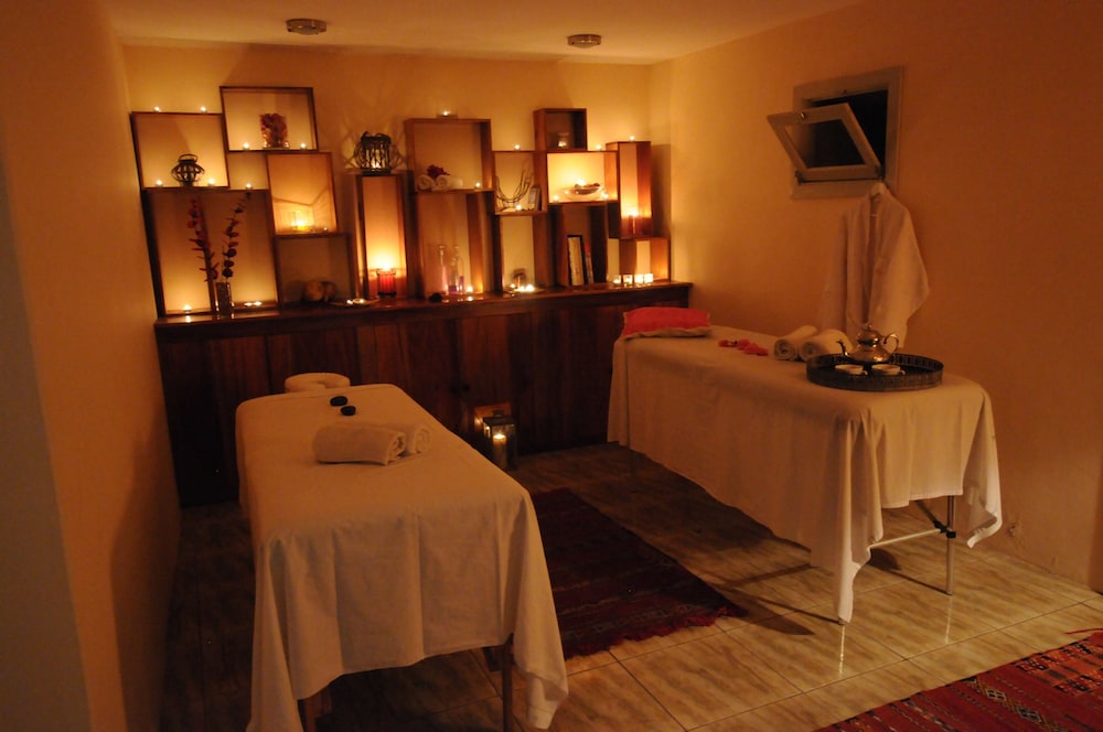 The Colonial Guest House 16/30