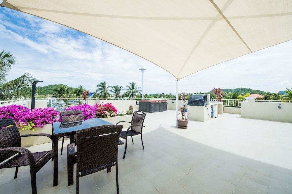 Oriental Beach Pearl Resort 50/69