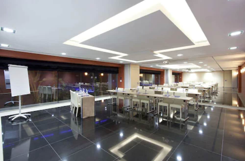 MiM Sitges member of Melia Collection 45/68
