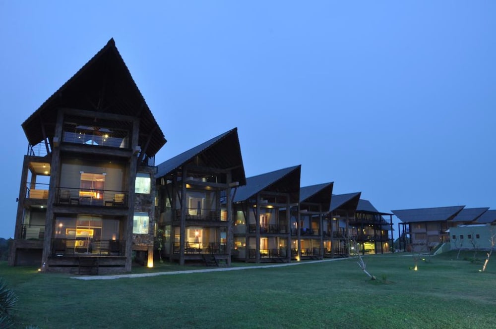 Laya Safari Resorts Spa 6/68