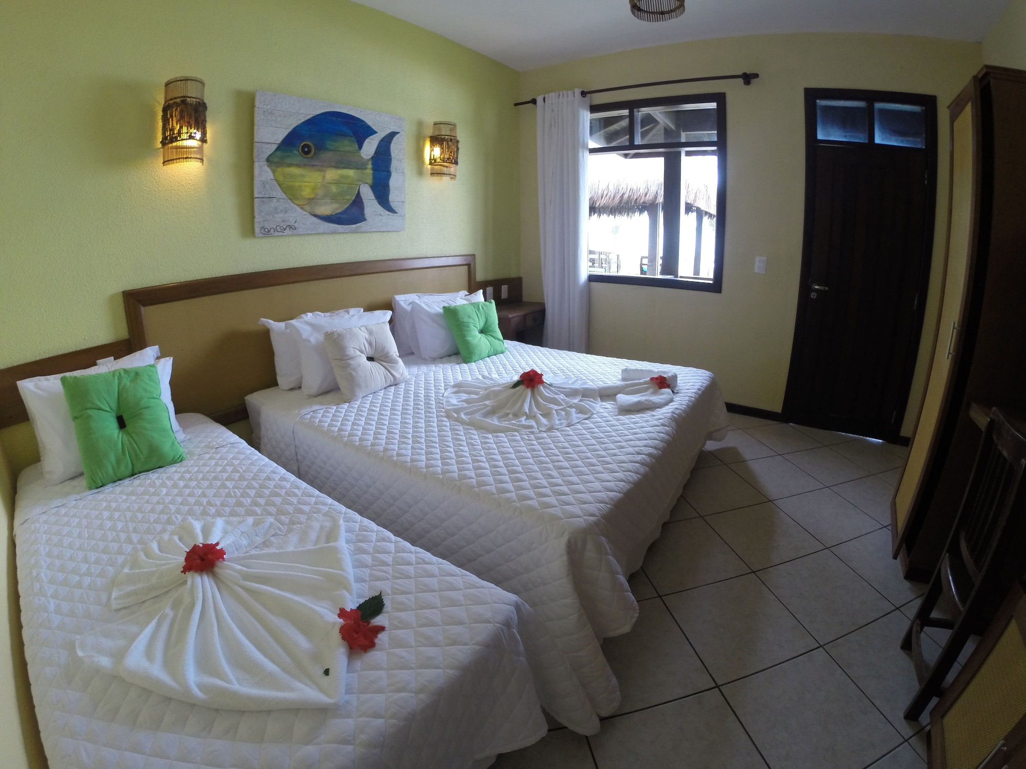 DELUXE, TRIPLE, OCEAN VIEW