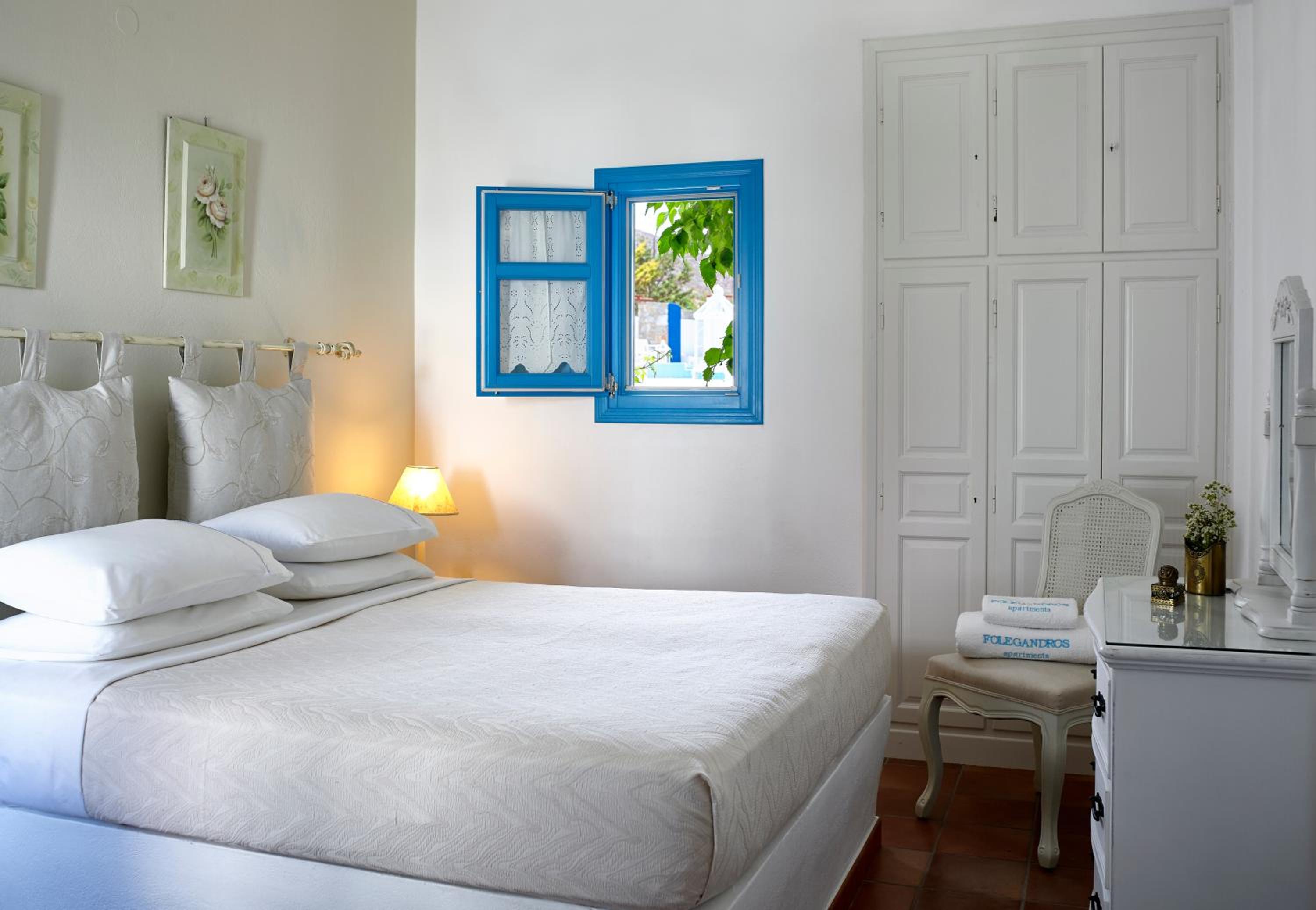 FOLEGANDROS APARTMENTS 17/55