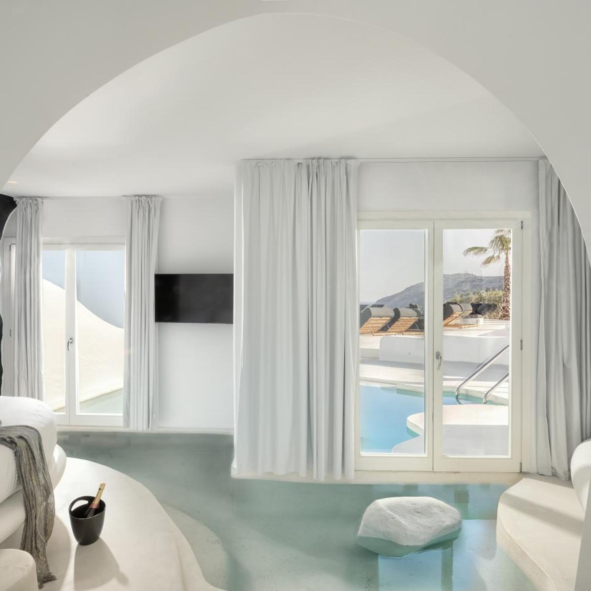 Million Stars Mykonos 10/50