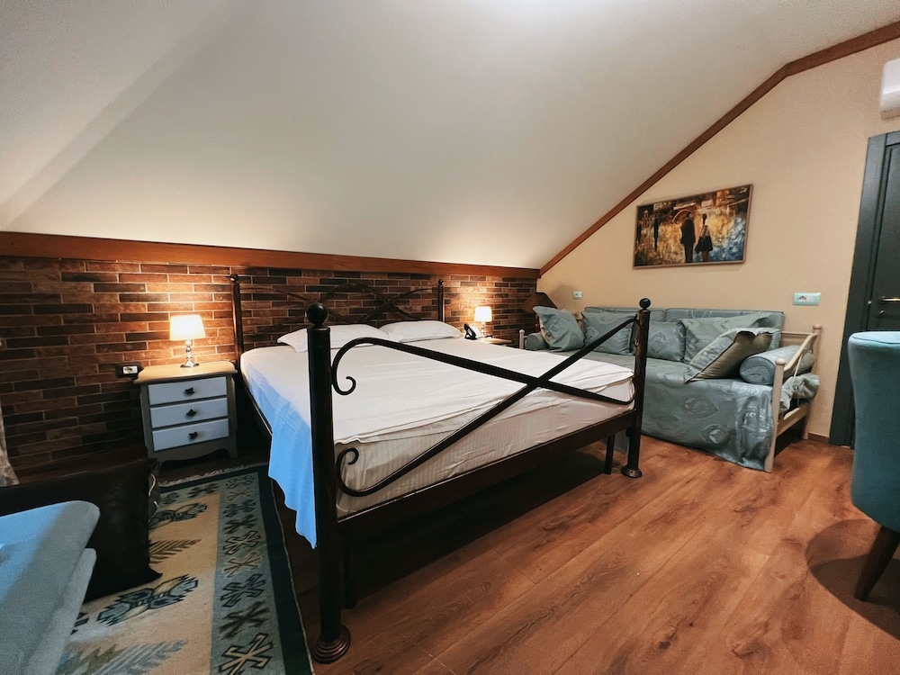 Chateau Fasel 5/41