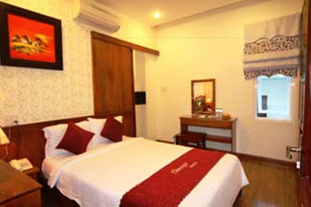 Omega Hotel 15/54