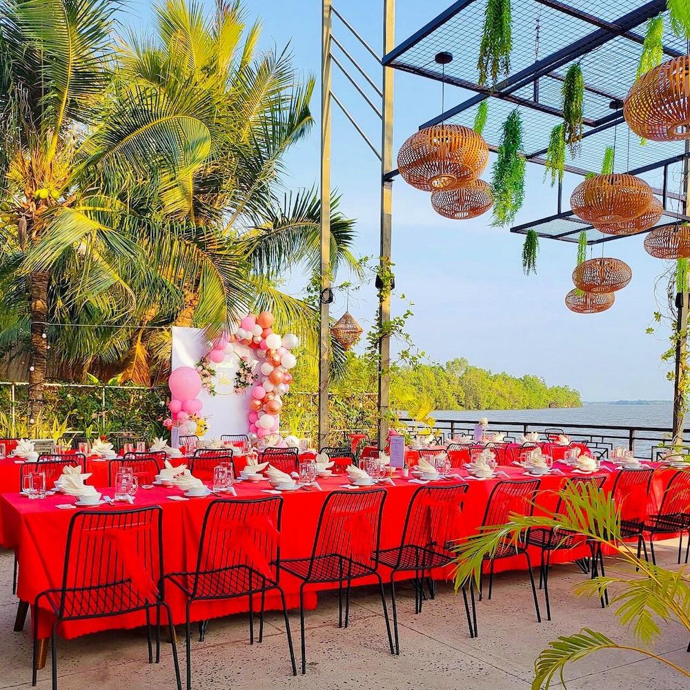 Ben Tre Riverside Resort 52/71