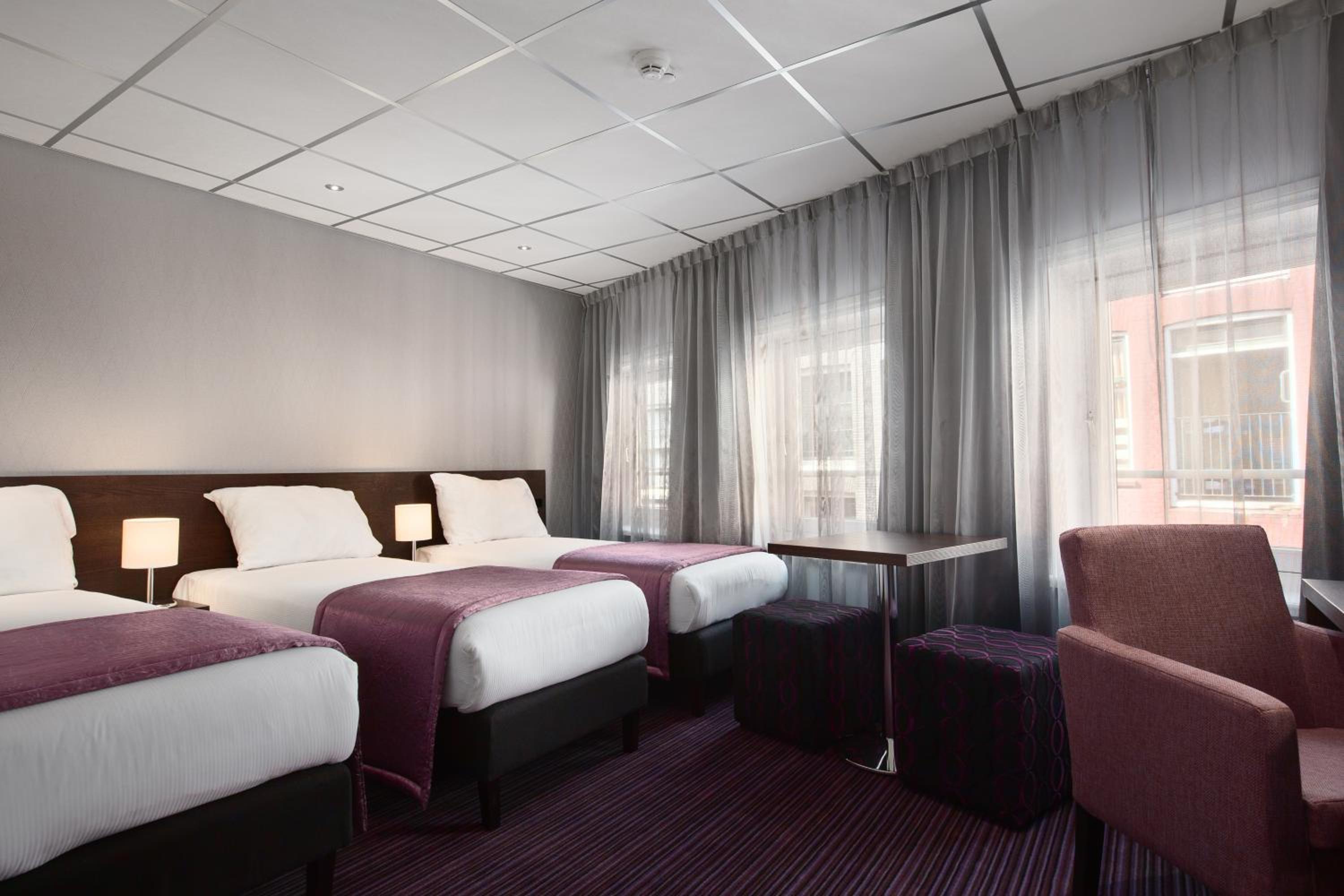 Room, Triple, Street View