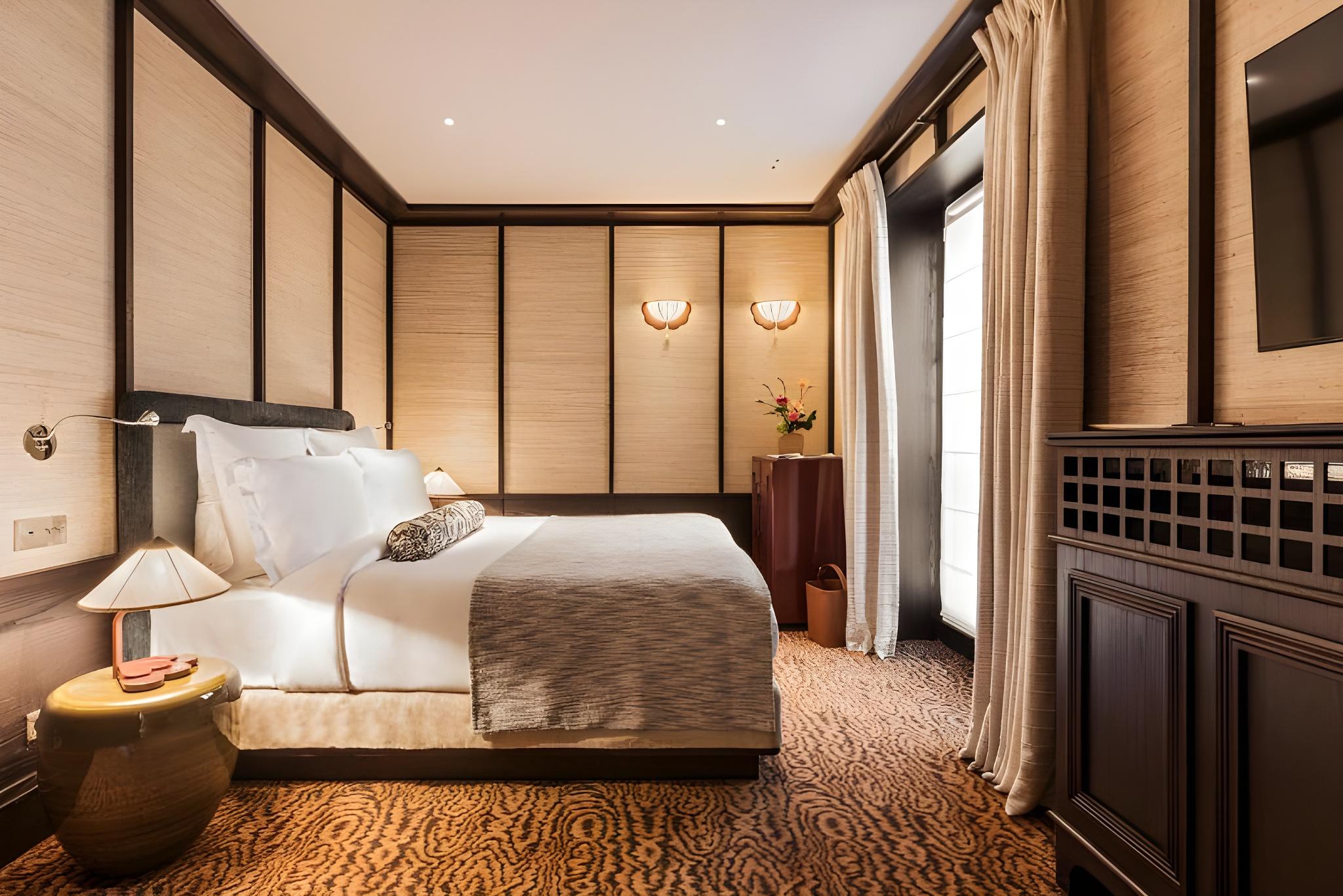 Room at Hotel Hana, PARIS
