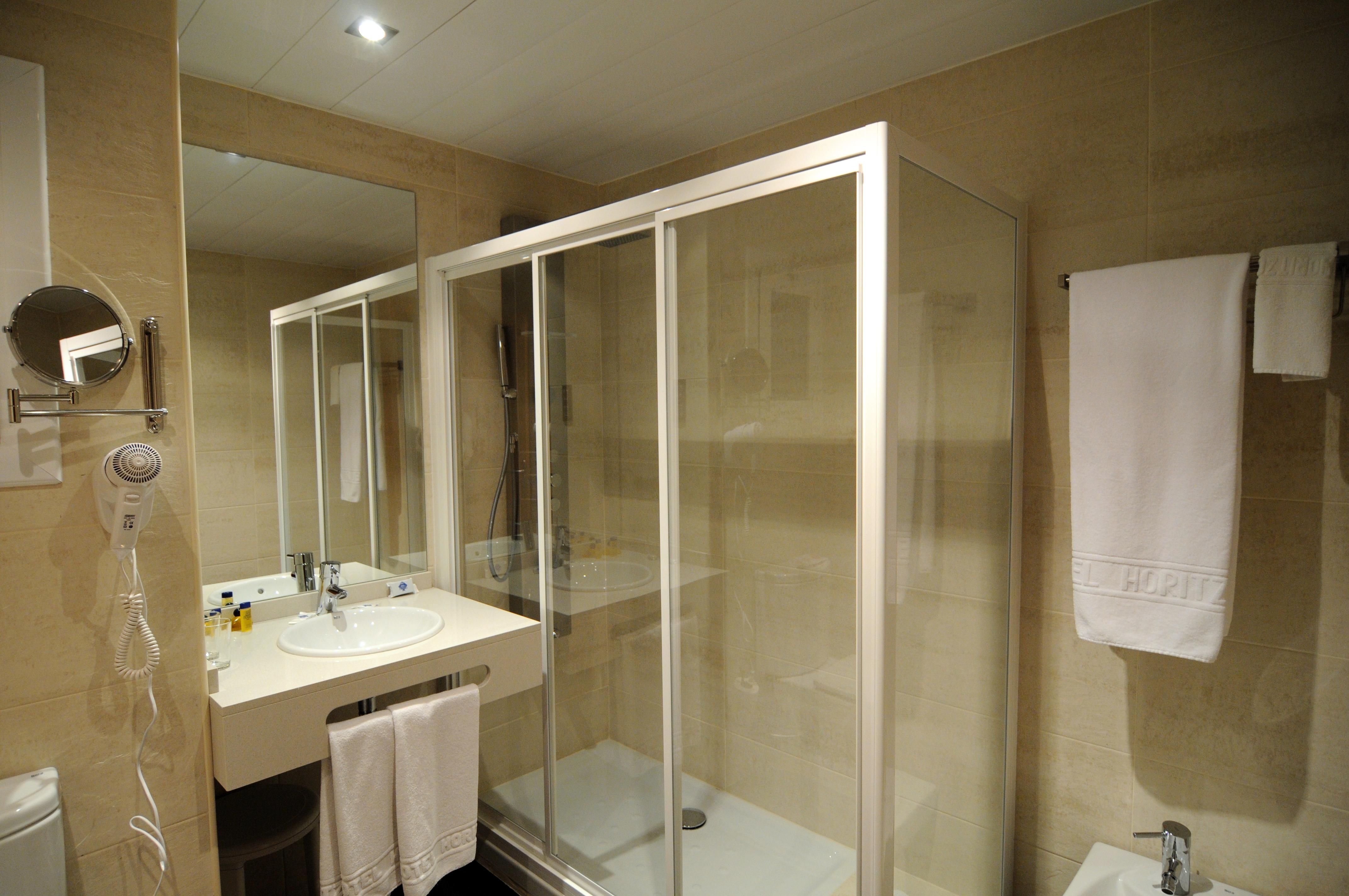Room, Double or Twin Bed, Sea View