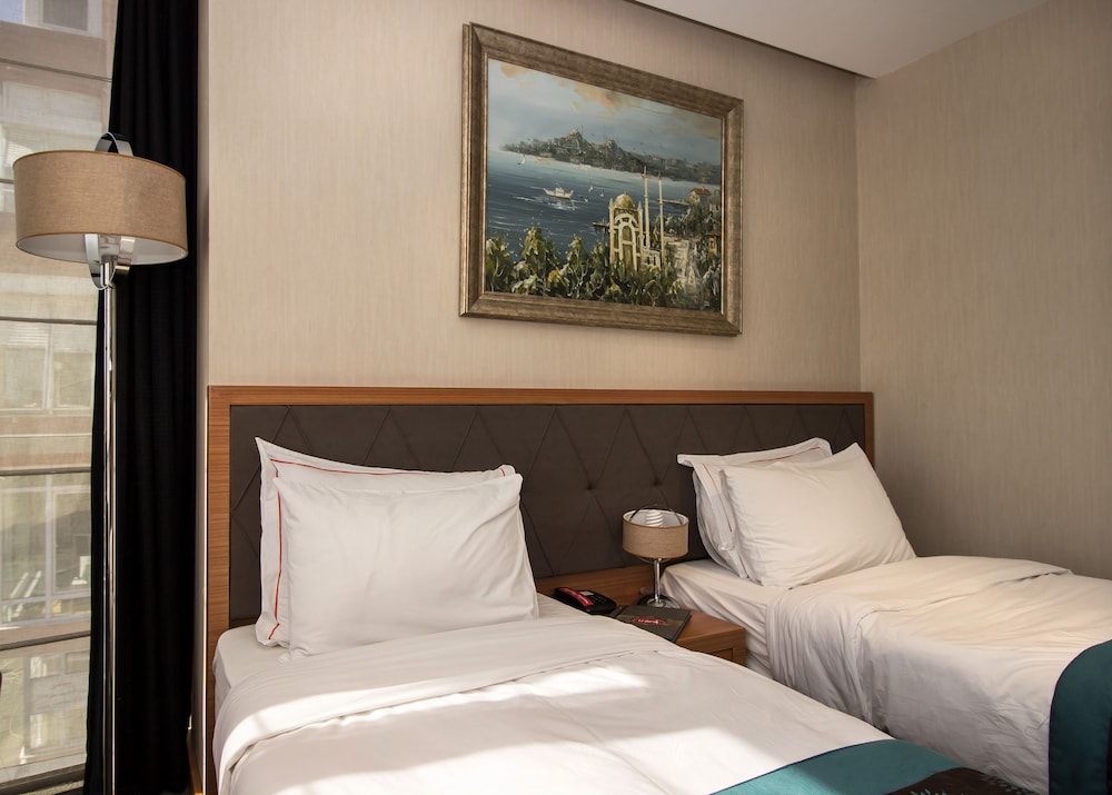 LE MARDE HOTEL 20/62