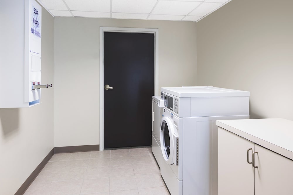 Holiday Inn Express And Suites Duluth Mall Area 68/69