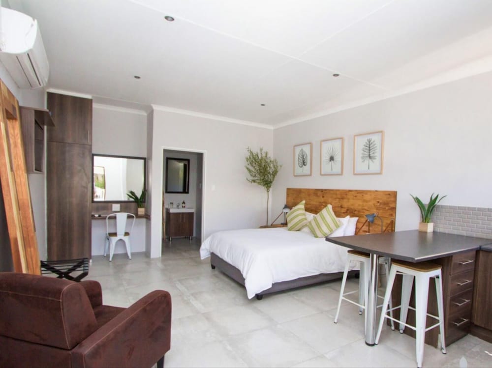 The Maxton Boutique Hotel 17/45