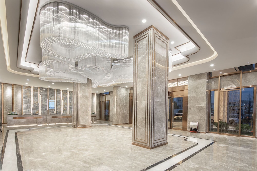 Ramada by Wyndham Zhangjiajie 8/50