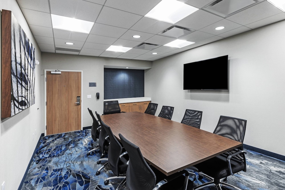 Fairfield Inn & Suites by Marriott Aberdeen 36/38