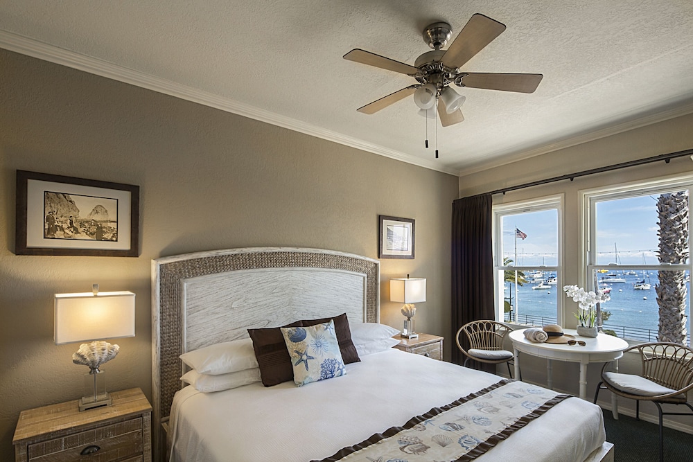 Hotel Mac Rae 7/38