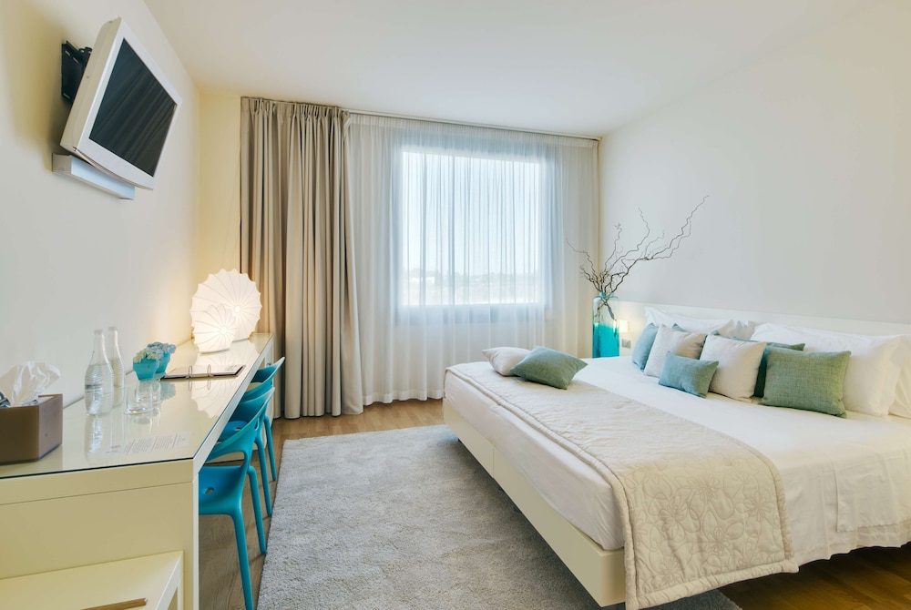 Best Western Plus Leone Di Messapia Hotel Confer 11/51
