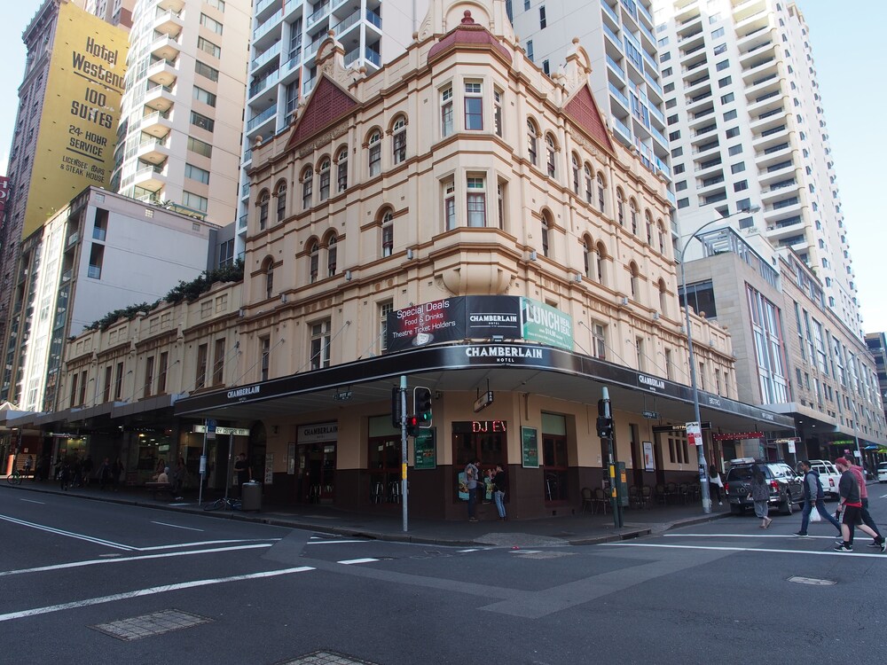 Sydney Central Hostel 34/37